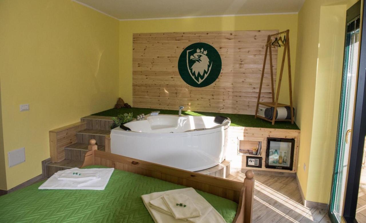 Helvetia Bed & Breakfast Кастелмецано Екстериор снимка